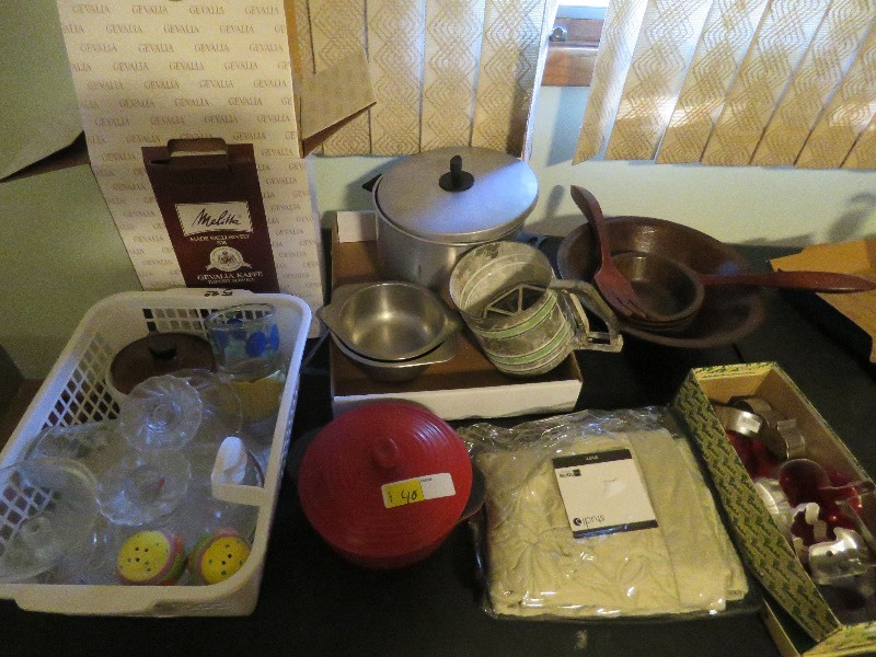 Kitchen lot