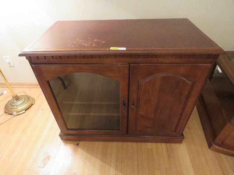 Small Hutch, Mirror