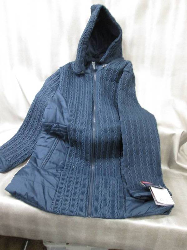 Quilted Navy Ladies water resistant...