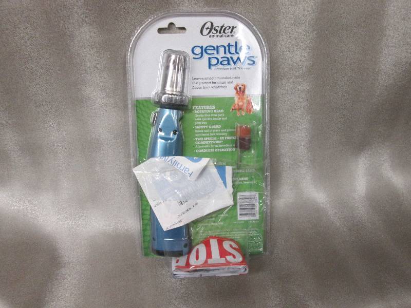 lot 23 image: Oster Gentle Paws Pet Nail Trimmer...