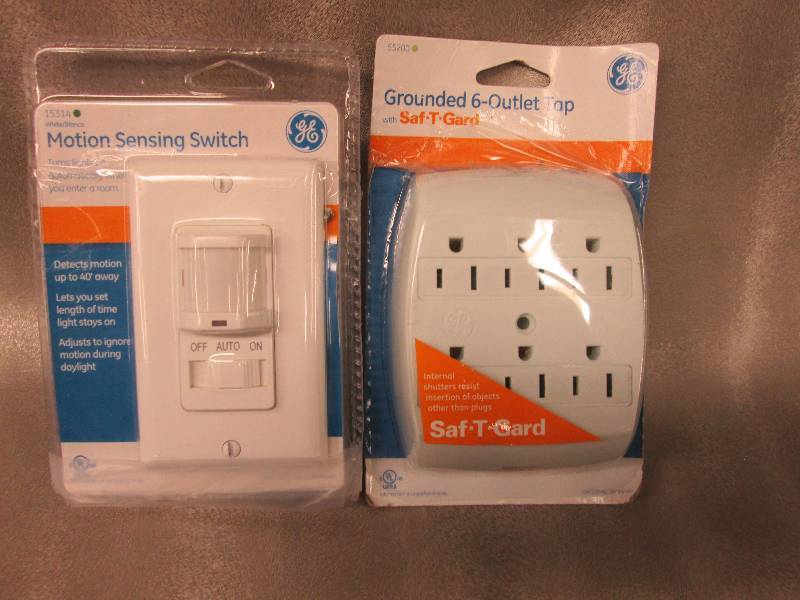 lot 32 image: GE Motion Sensing Switch, Grounded ...