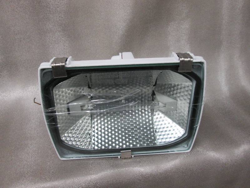 lot 35 image: LED spot light...