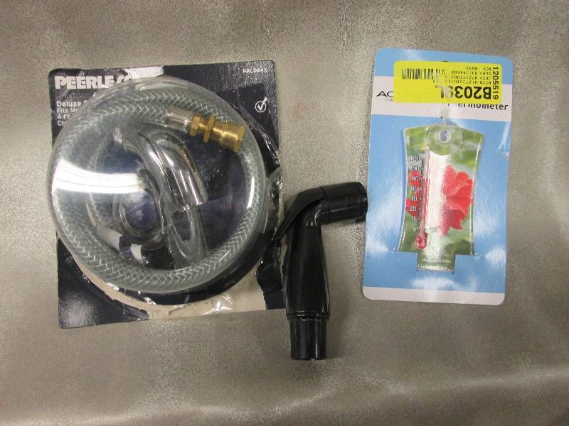 lot 38 image: Peerless Deluxe Sink Sprayer, spray...