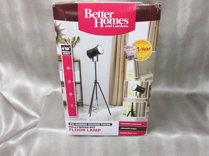 lot 81 image: Better Home & Gardens 4 10 oil ru...