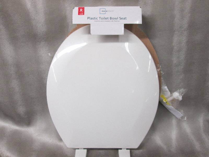 lot 110 image: Mainstays Plastic Toilet Bowl Seat...
