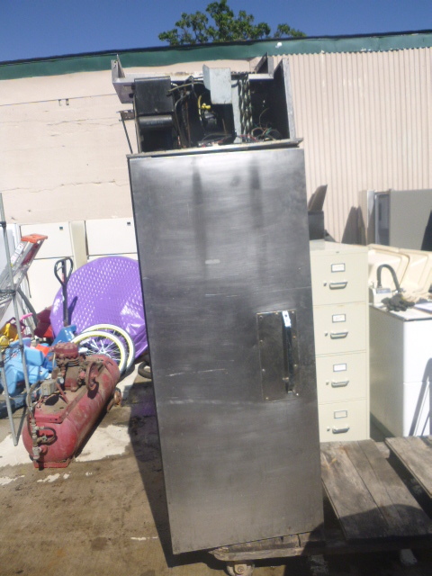 lot 14 image: Enodis Cooler