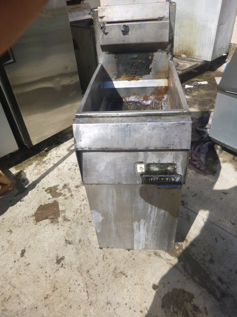 lot 17 image: Hobart Deep Fryer