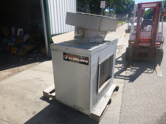 lot 3 image: Sterling Inline Roof Top Heater