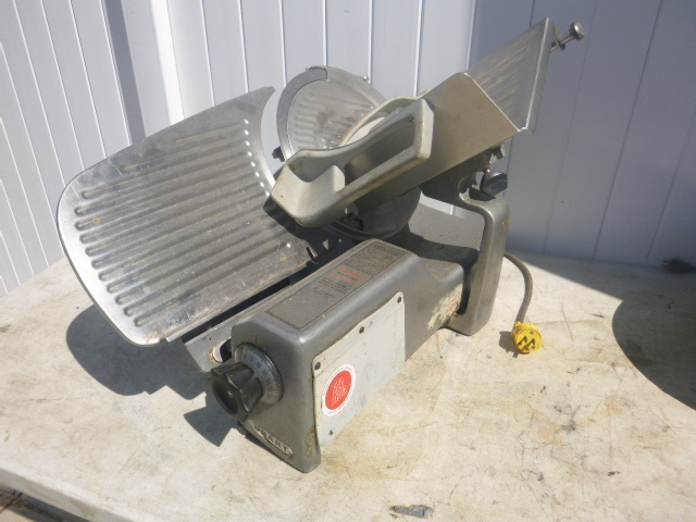 lot 4 image: Hobart Slicer
