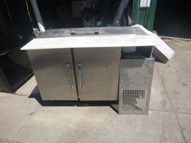 lot 26 image: Silver King Prep Table