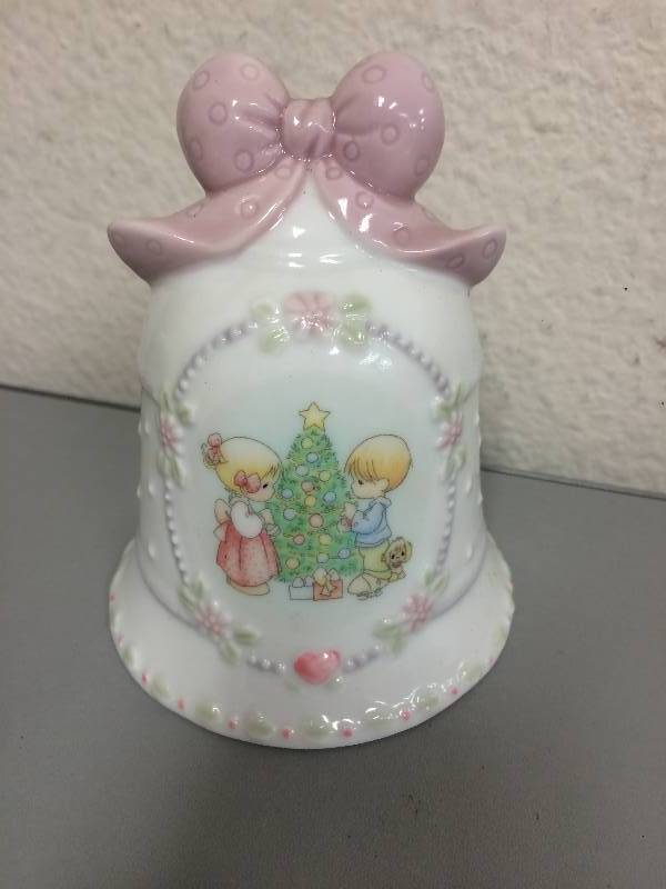 Christmas Bell