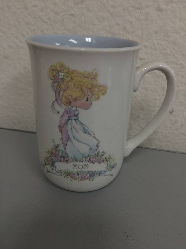 Mom Cup