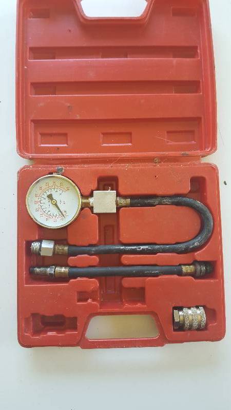 lot 8 image: Grip Compression Tester.