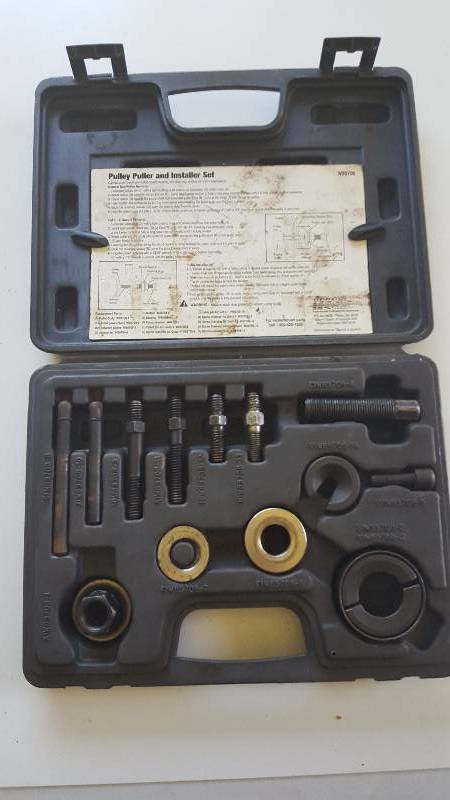 lot 15 image: Pulley Puller and Installer Set. Model#W89708