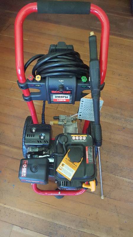 lot 23 image: 3100 PSI Pressure washer Mastercraft