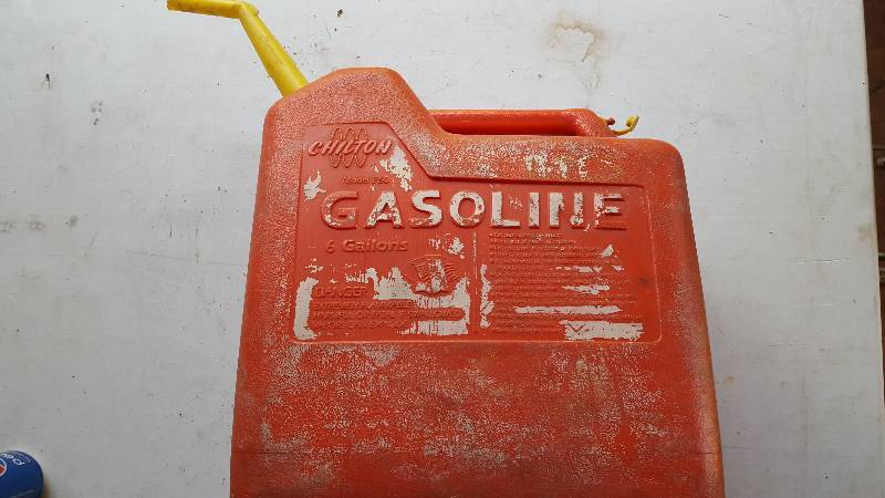 lot 44 image: 6 Gallon Gas Can