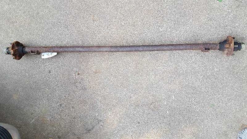 lot 48 image: Trailer Axle