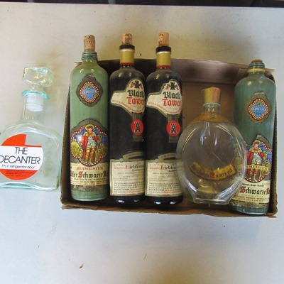 Bottles & Decanters