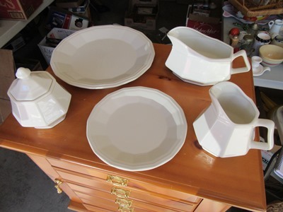 Dish Set