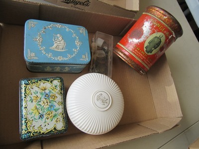 Vintage Tins & Buttons