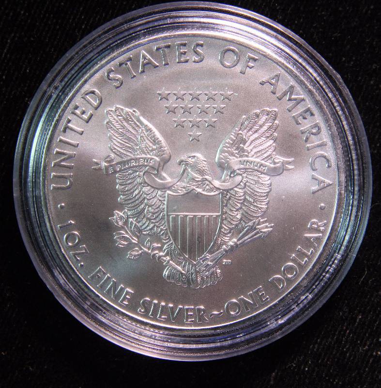 2012 AMERICAN SILVER EAGLE 1 TROY OZ. .999 FINE SILVER DOLLAR IN AIRTITE CAPSULE