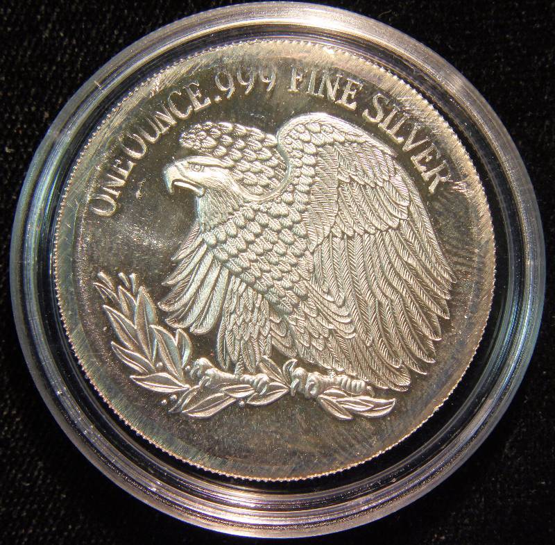1 TROY OZ. .999 FINE SILVER SAINT GAUDENS DESIGN IN AIRTITE HOLDER