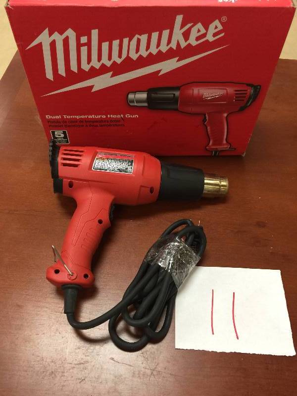 lot 11 image: Milwaukee 11.6-Amp 120-Volt Dual Temperature Heat Gun in like new working conditions