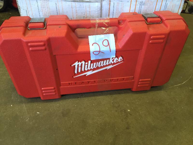 lot 29 image: Milwaukee 15 Amp Super SAWZALL Reciprocating Saw Model # 6538-21 working conditions