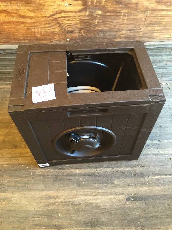 lot 50 image: Suncast 125 capacity Auto Rewind Garden Hose Reel