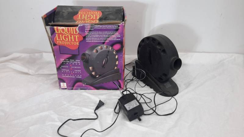 Liquid light projector