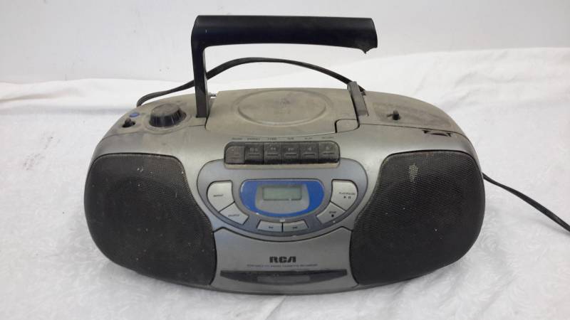 RCA Portable radio