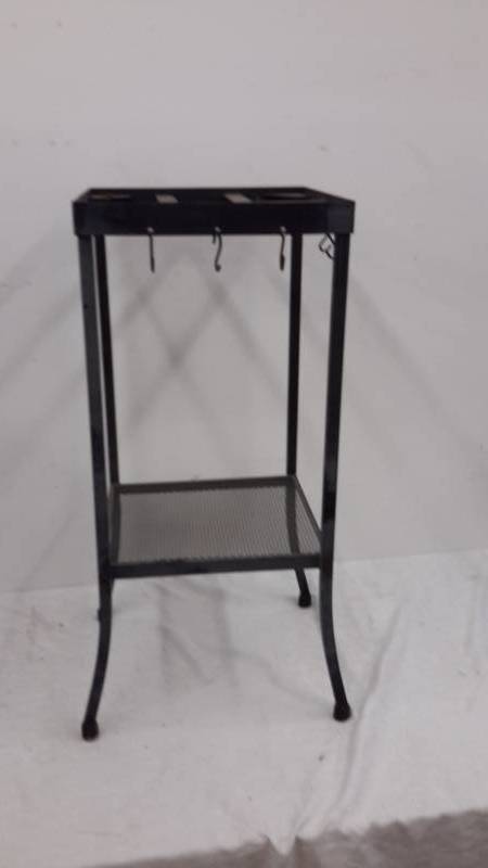 Metal stand