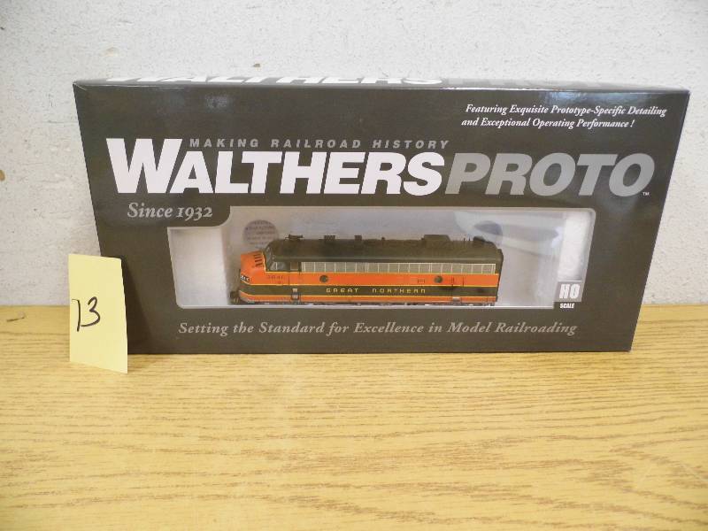 Walthers Mainline Proto Locomotive