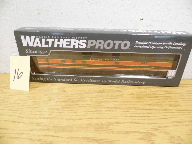 Walthers Mainline Proto Car