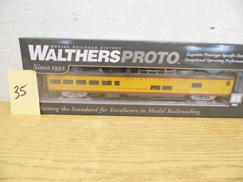 Walthers Mainline Proto Car