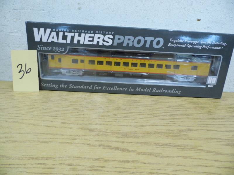 Walthers Mainline Proto Car