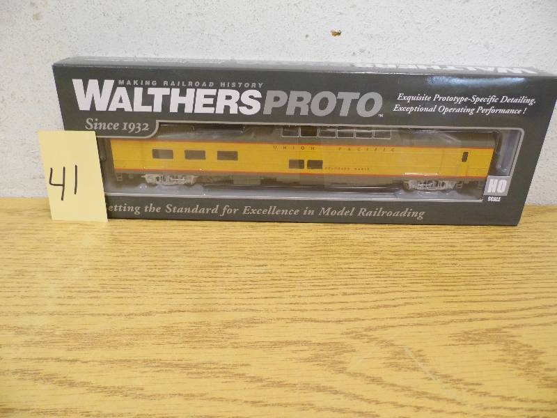 Walthers Mainline Proto Car