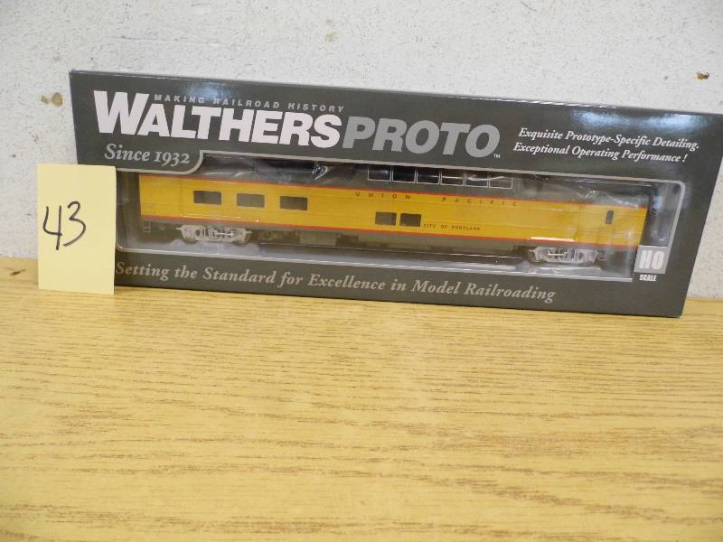 Walthers Mainline Proto Car
