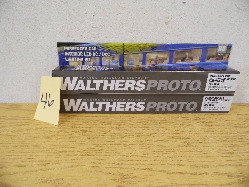 2 Walthers Mainline Proto Lighting Kits