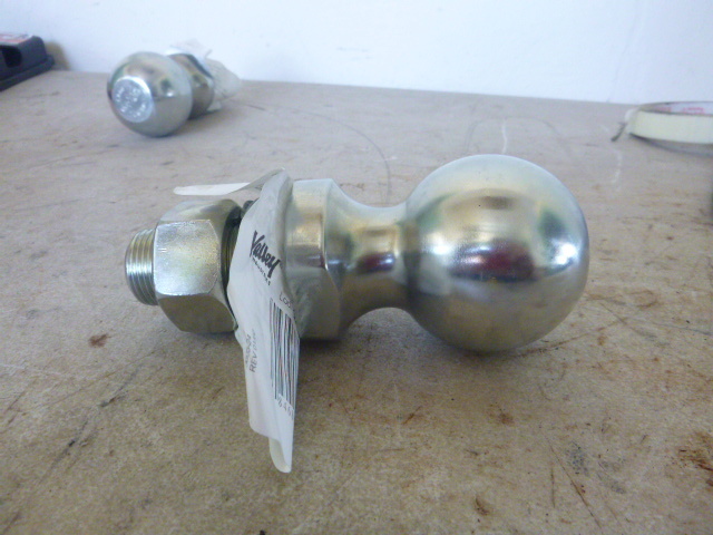 lot 10 image: Valley 2 516 Ball