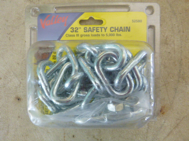 lot 38 image: Valley 32 Safety Chain