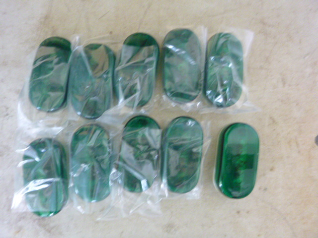 lot 48 image: Green Running Lights