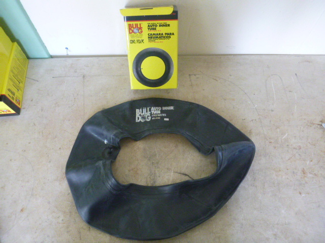 lot 49 image: Bulldog Auto Inner Tube