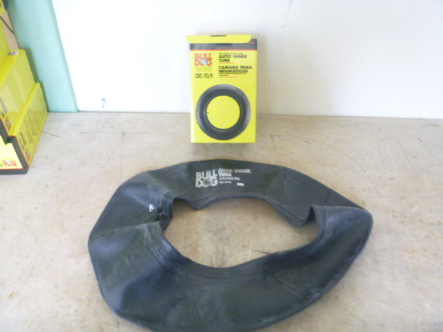 lot 60 image: Bulldog Auto Inner Tube