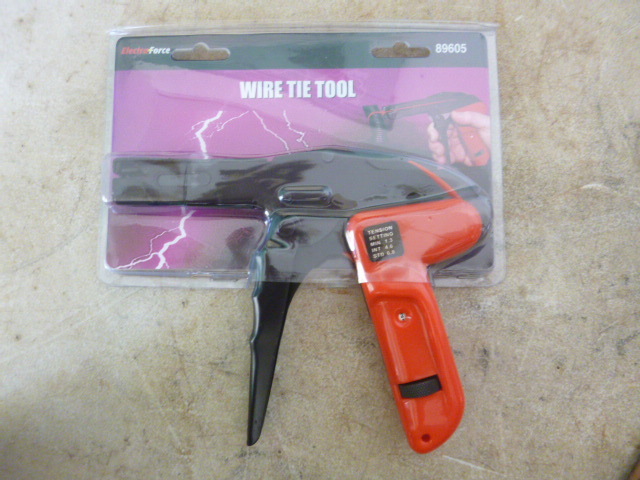 lot 85 image: Electro Force Wire Tie Tool