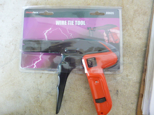 lot 86 image: Electro Force Wire Tie Tool