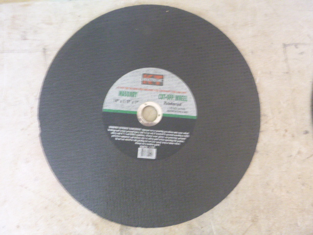 lot 102 image: KT Masonry Cut-Off Wheel