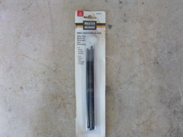 lot 113 image: Master Mechanic Mini Hack Saw Blades