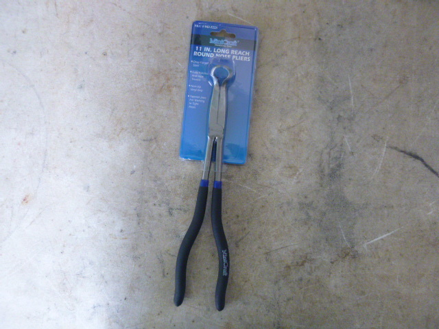 lot 116 image: Mint Craft Long Reach Round Nose Pliers