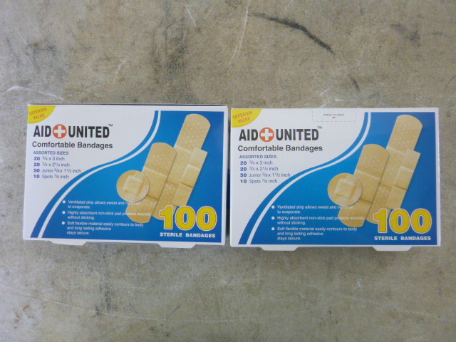 lot 205 image: 2 Boxes of Aid United Comfortable Bandages